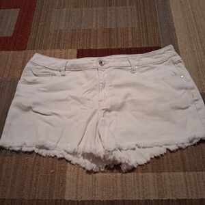 Women's Natural Reflections shorts